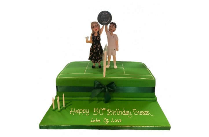 Wimbledon Sugar Figures Cake